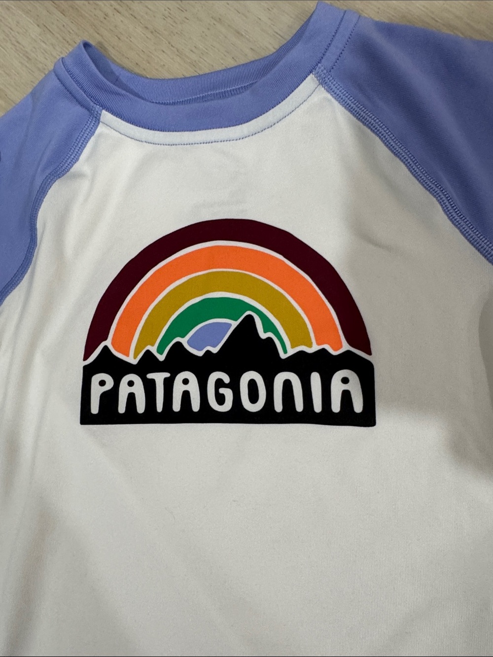 Patagonia toddler girl Rash Guard Raglan Sleeves and Rainbow rash guard swim - Picture 3 of 4